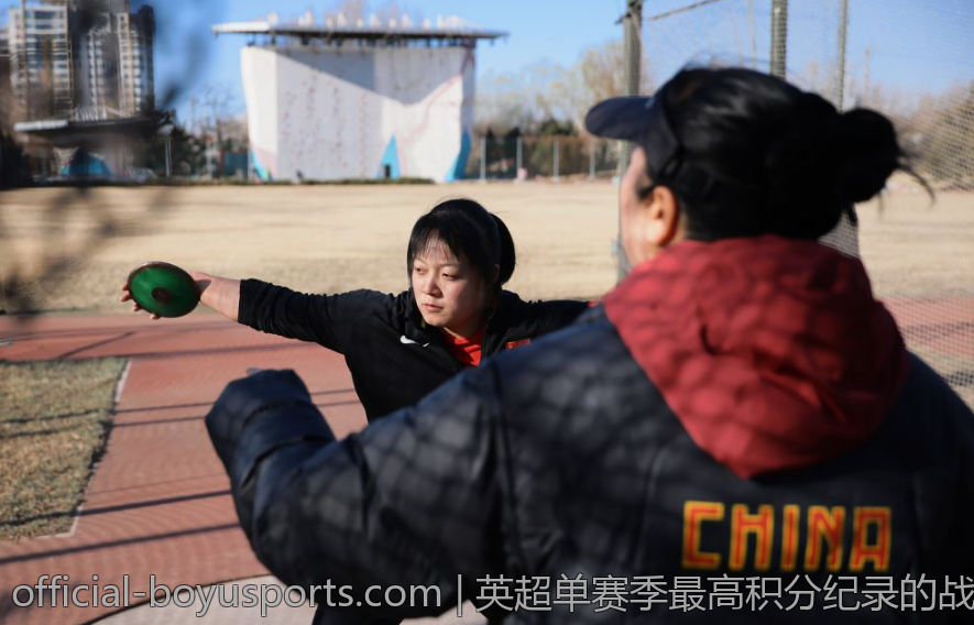 英超单赛季最高积分纪录的战术与表现亮点